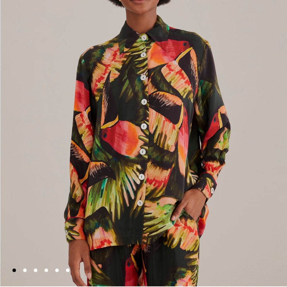 NWT Farm Rio Green Painted Toucans Top